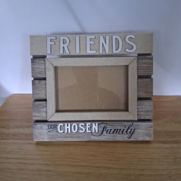 Rustic Friends Photo Frame - Tan and Brown - Picture 1 of 3